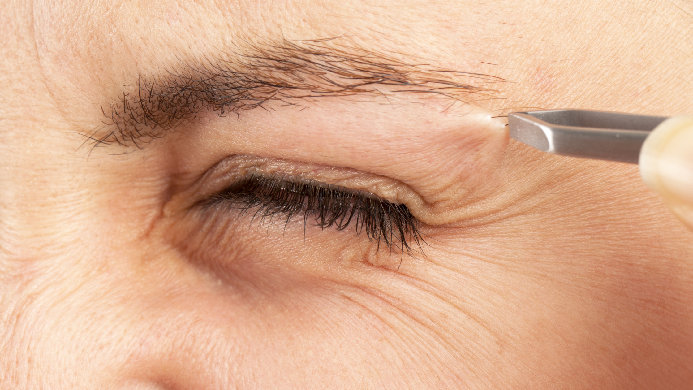 Microblading Result: Tips To Avoid Eyebrow Disaster 2021